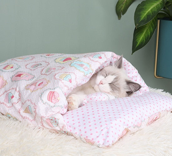 Semi Cat Bed
